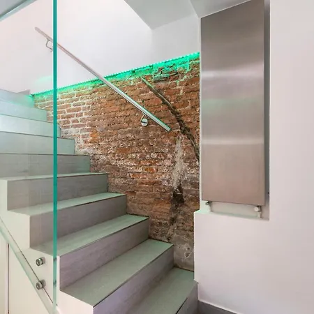 Tre Elementi, Close The Grand Canal Гостевой дом