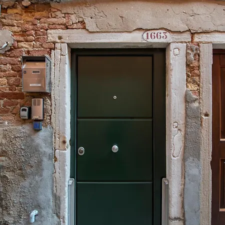 Tre Elementi, Close The Grand Canal * Venise